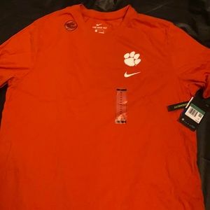 NWT CLEMSON UNIV. T-Shirt, DRY FIT